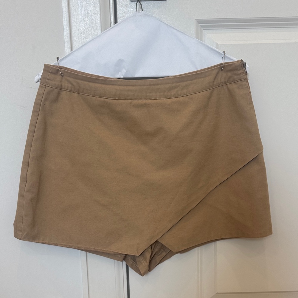 English Factory Tan Women's Skort